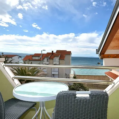 Apartment Petra Podstrana