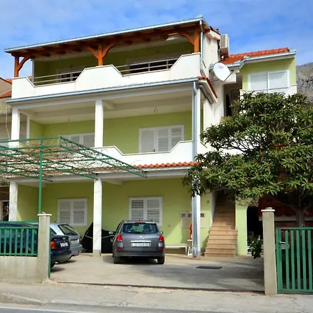 Apartment Petra